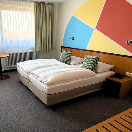 Colourful Hotel Bielefeld Exterior photo